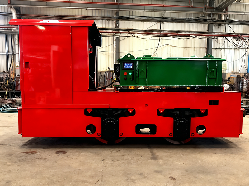 鋰電池電機(jī)車